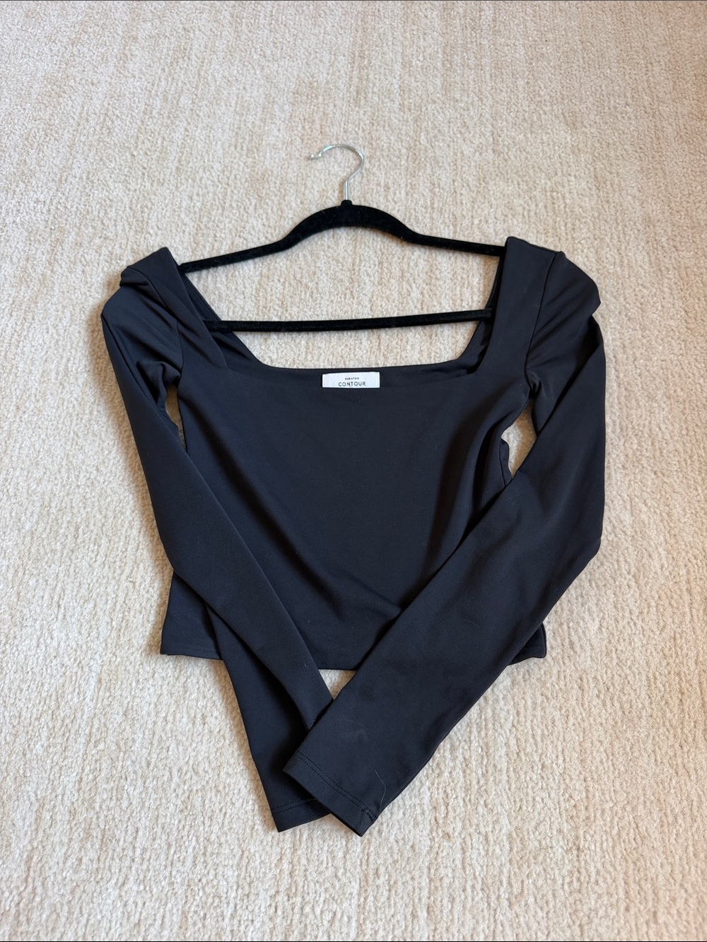 Aritizia Babaton Square neck cropped Longsleeve